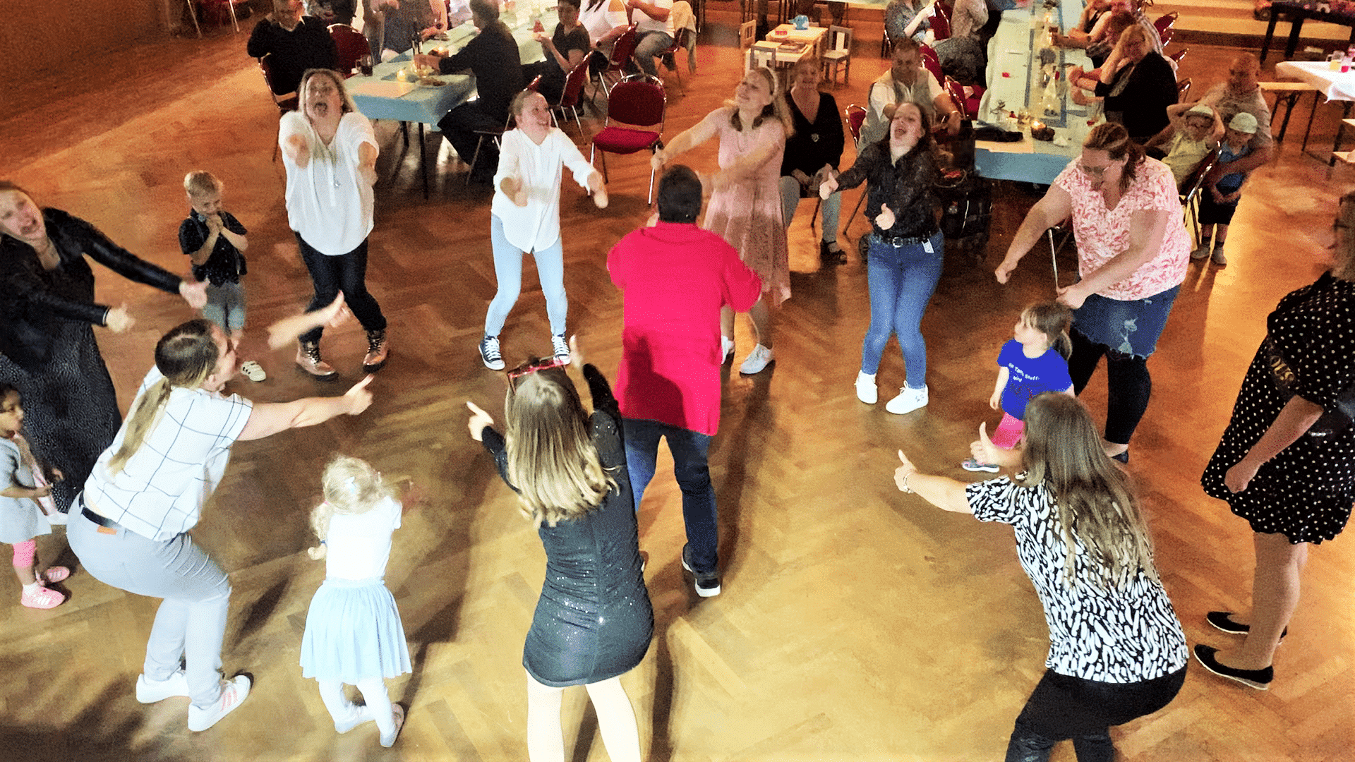 Kinderdisco bei einer Feier